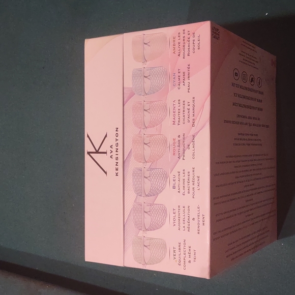 Ava Kensington 7 Colour Photon Skin-Therapy face wear - Picture 2 of 6